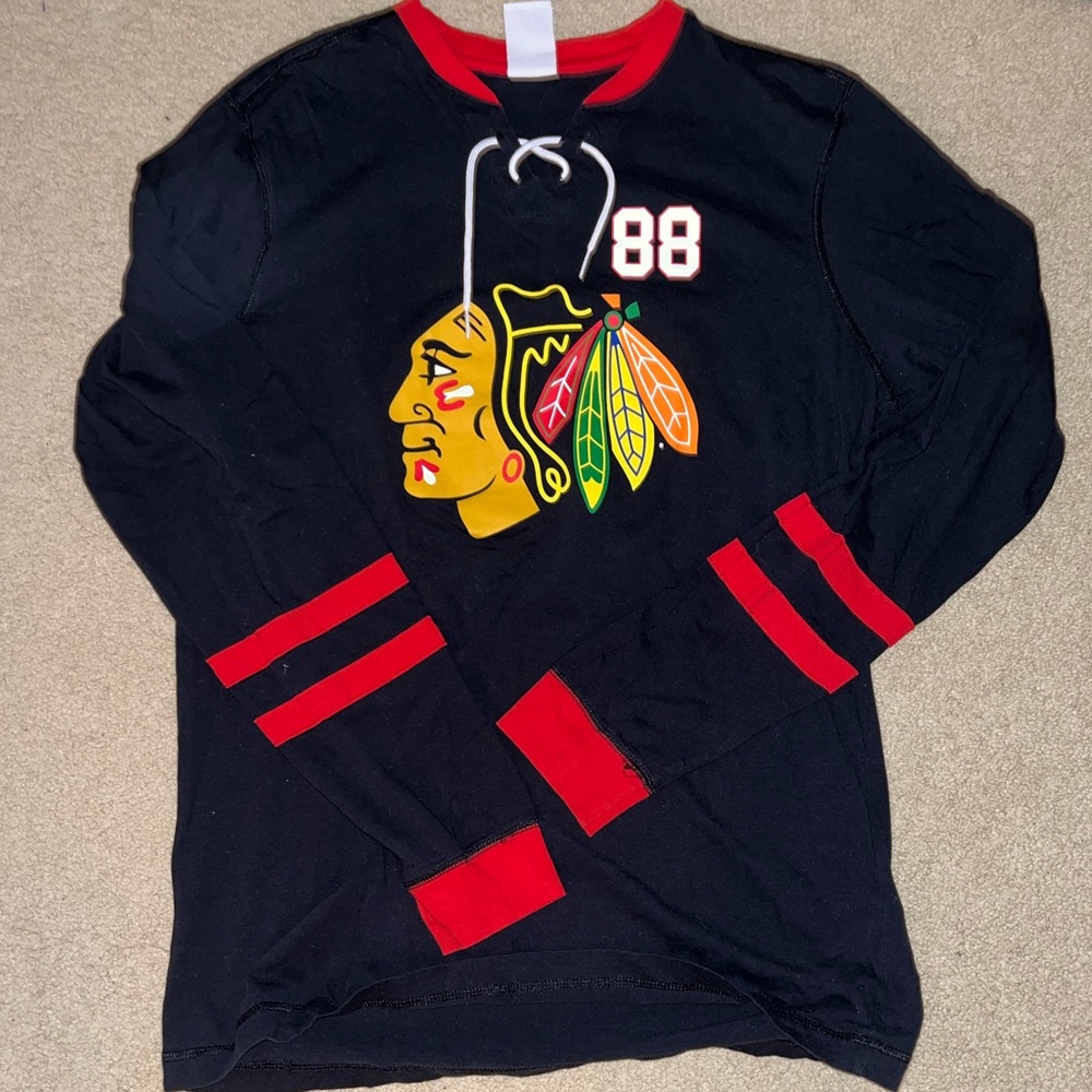Blackhawks Long Sleeve Tee